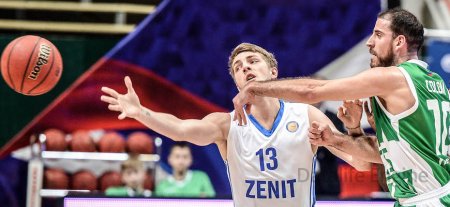 Zenit contre UNICS