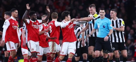 Newcastle contre Arsenal